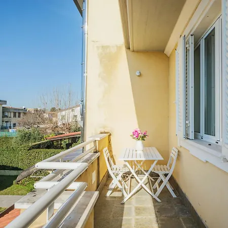 La Casa Dei Limoni Di Valeria By Interhome Appartement Torre del Lago Puccini